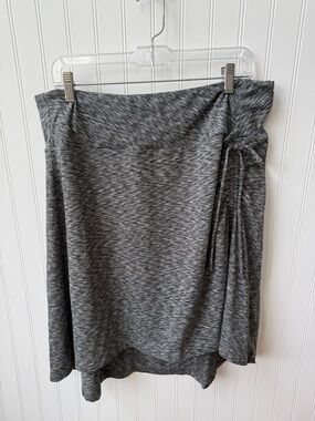 The North Face Heathered Gray A-Line Elastic Tie-Waist Skirt